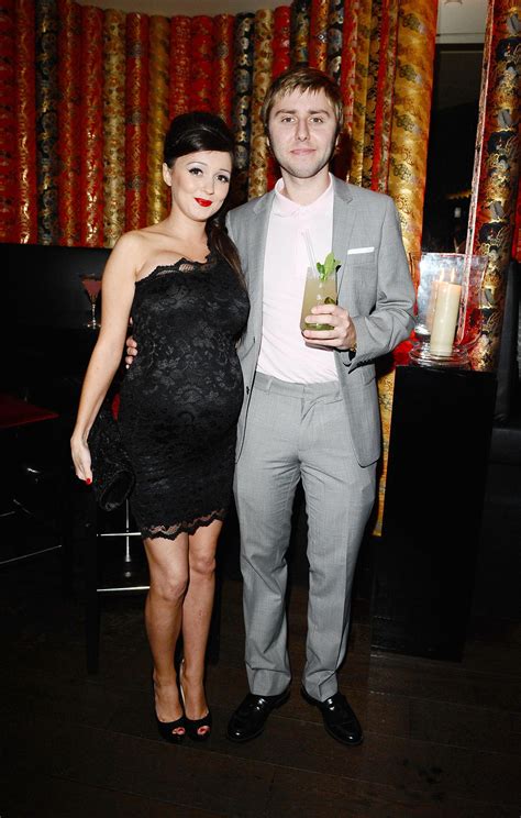 clair meek hot|The Inbetweeners star James Buckley and wife Clair。